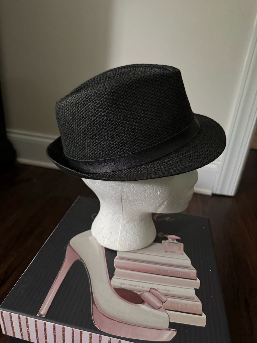 Black Woven Fedora Hat - Picture 2 of 4